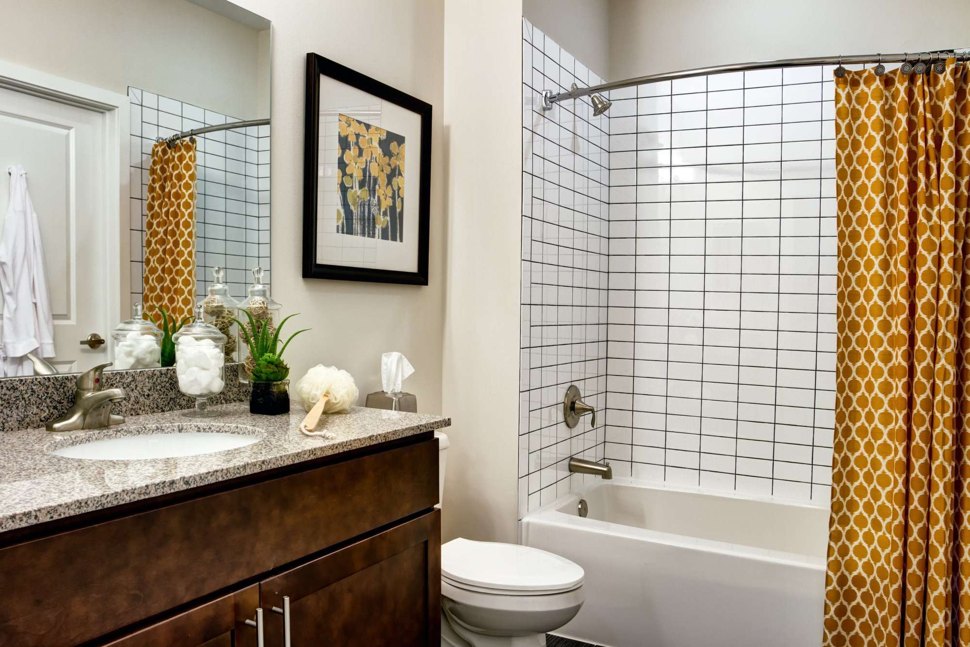 The Yards at Fieldside Village : Bath 1