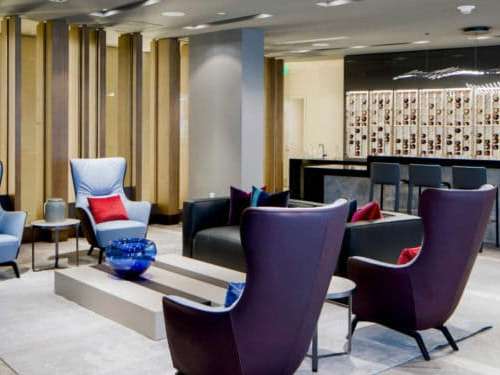 Connect with other residents at an impromptu cocktail hour or reserve a space for a private event.