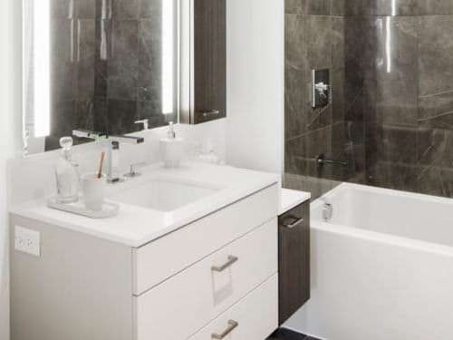  Inspired by preeminent resorts, our bathroom's feature oversized soaking tubs, lighted mirrors, and multi-level vanities for generous storage.