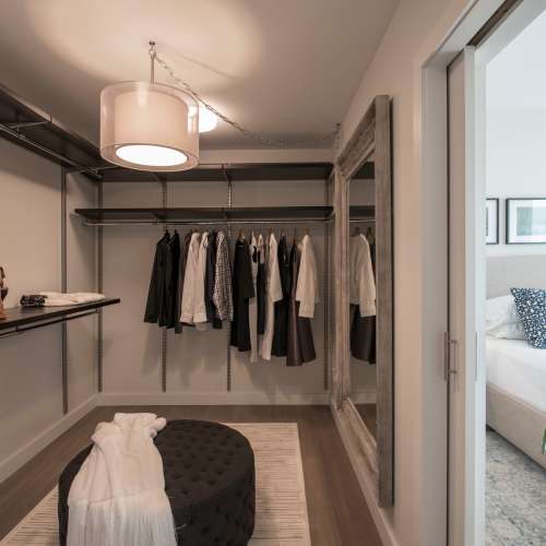 Have room to spare in your elfa Décor closet.