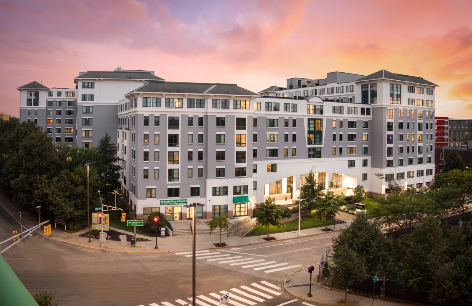 Cambridge Park Apartments : Cambridge Park 