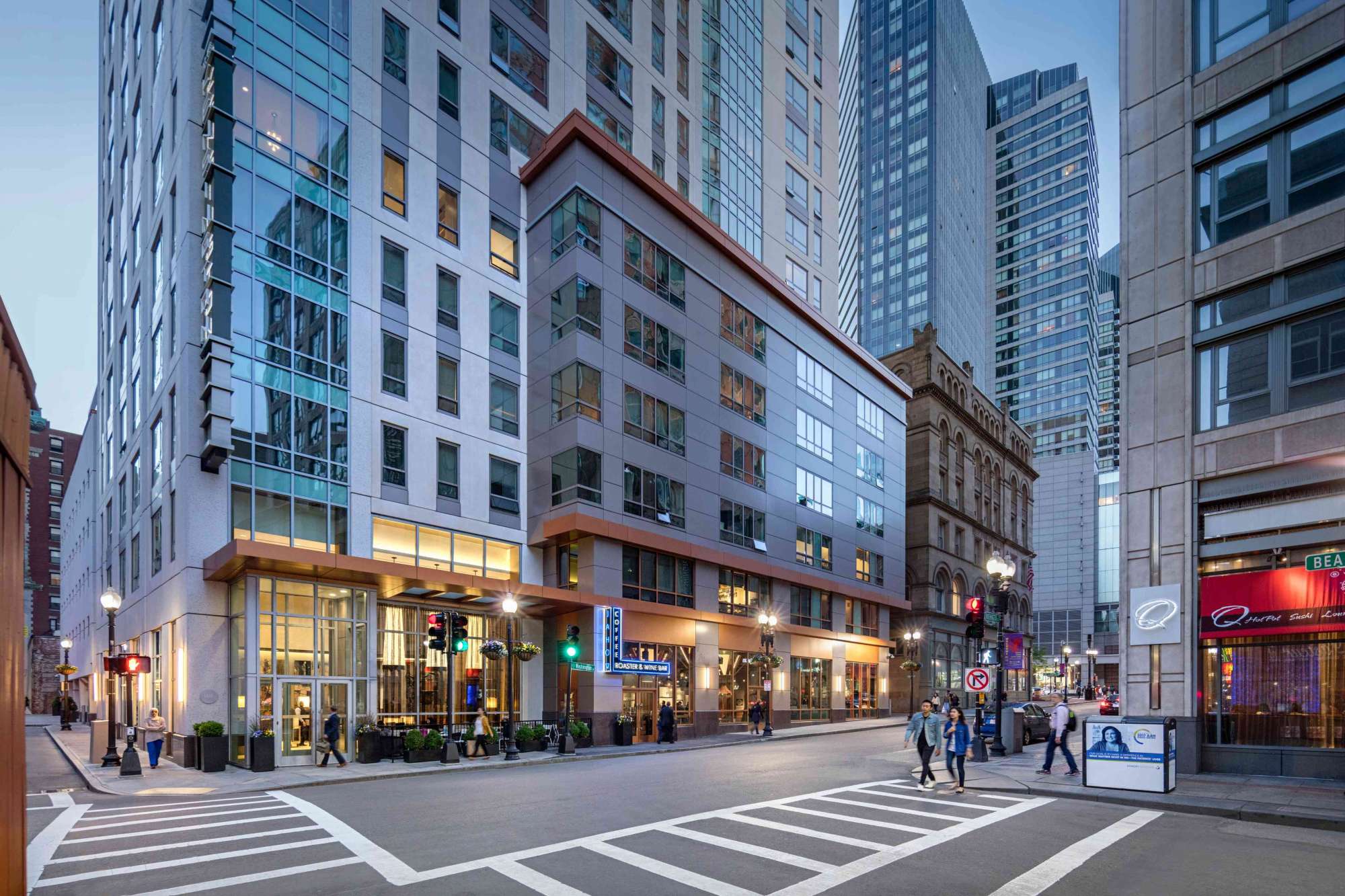 The Kensington : Exterior