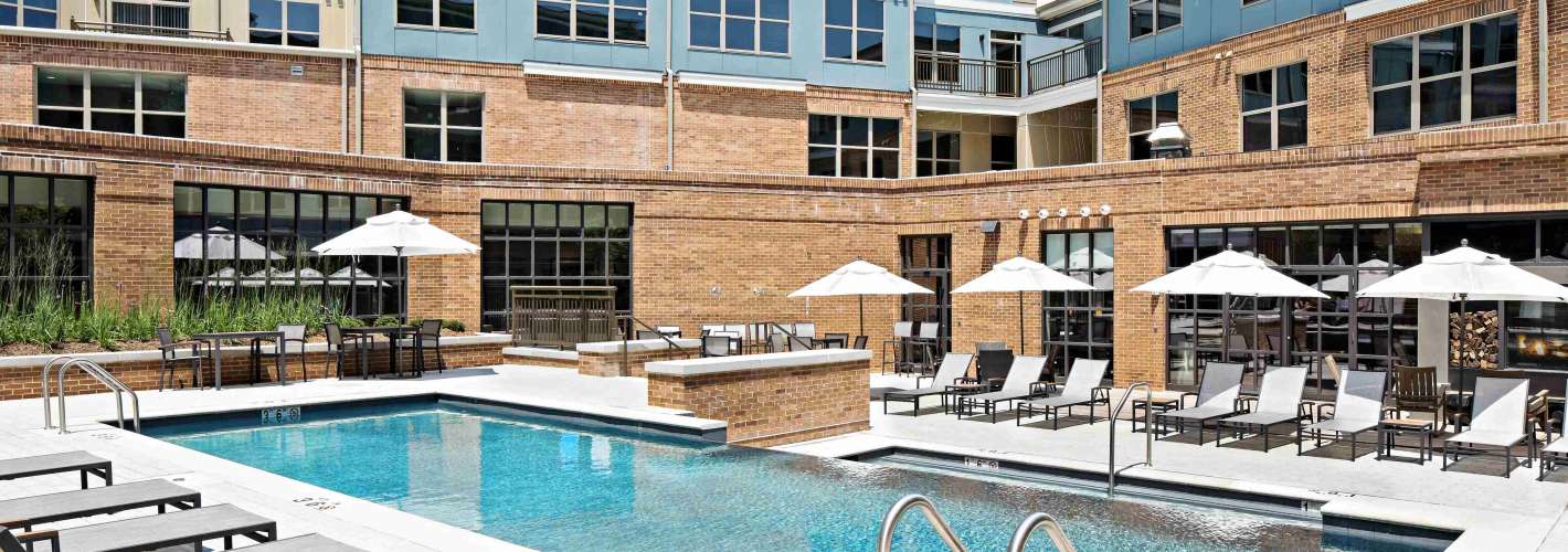 Monroe Street Market : Cornerstone Pool