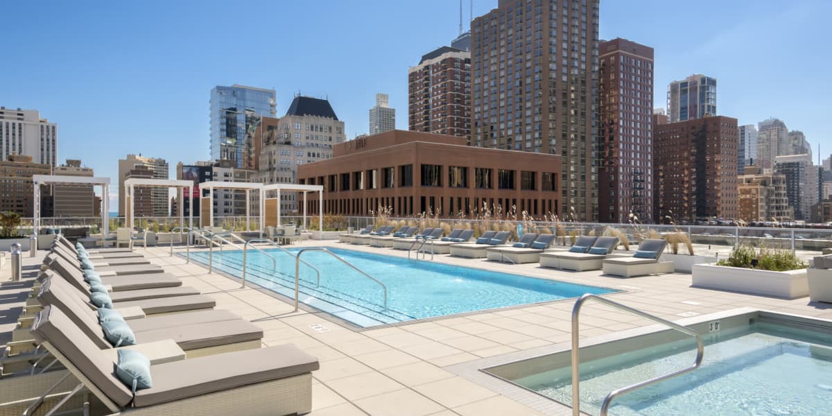 The Sinclair : Pool