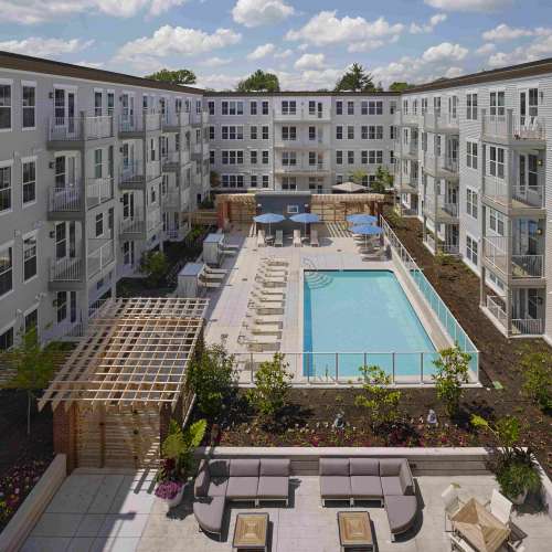 Chestnut Square Swimming Pool