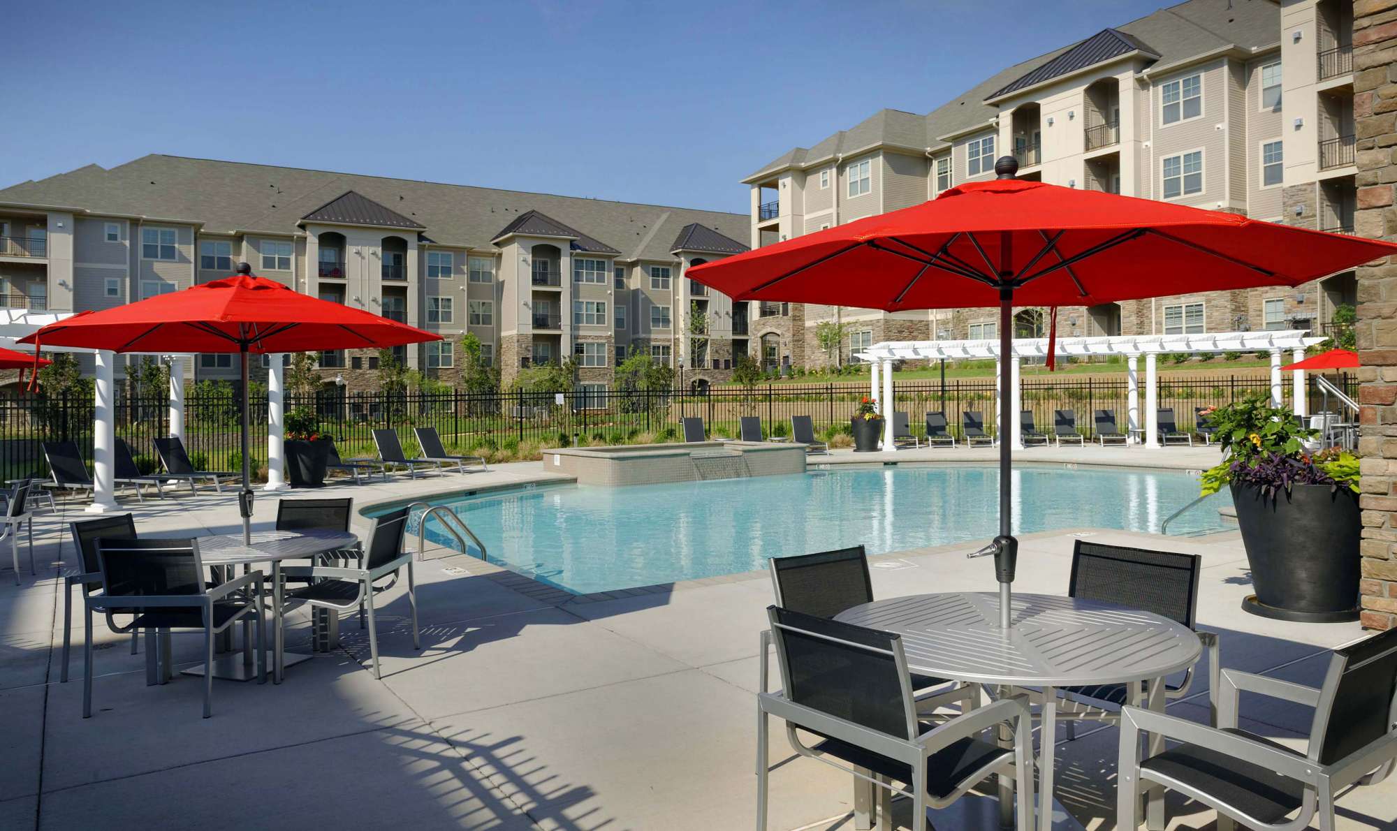 Millstone at Kingsview : Relax with resort-style living.
