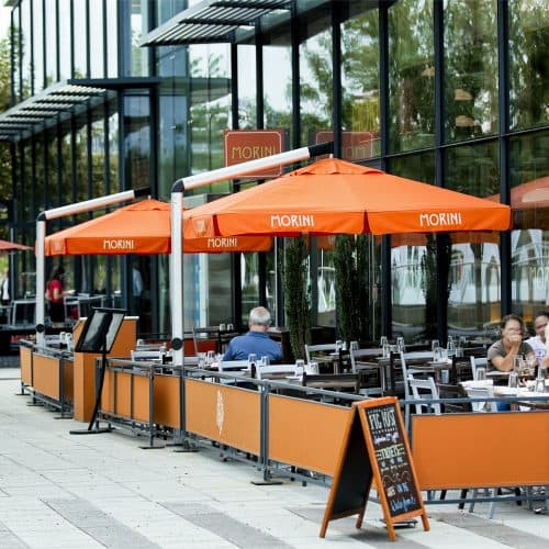 Grab a bite to eat at any of Navy Yard's many restaurant options. 