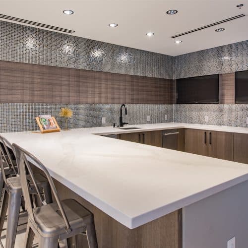 Host an event or enjoy monthly resident get togethers in our lounge with demonstration kitchen. 