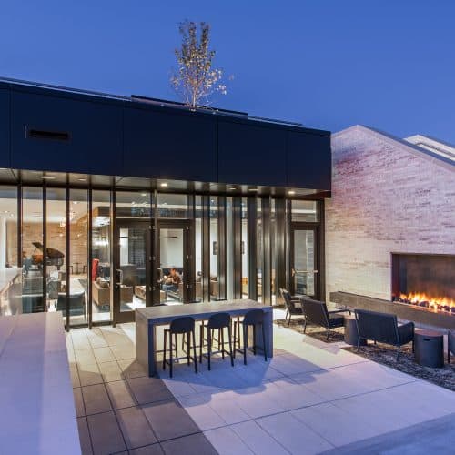 Sparkle and shine, no matter the hour.