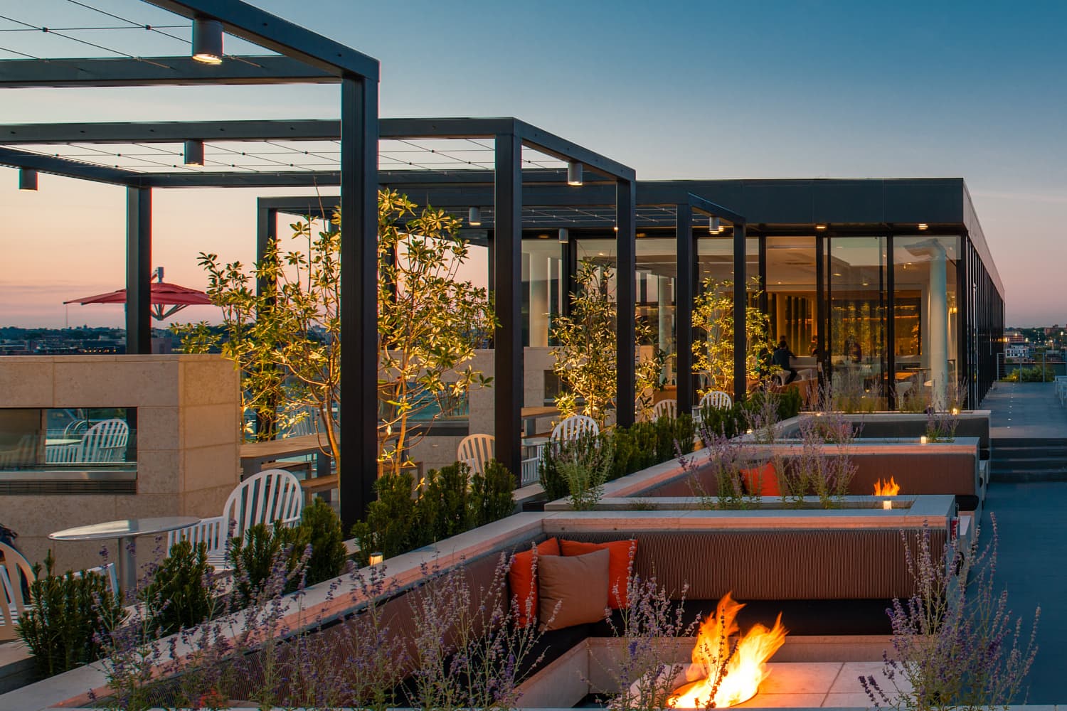 City Market at O : Enjoy the rooftop deck and get down to relaxing.