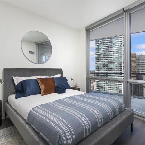 A spacious 1 bedroom residence with views of the city.