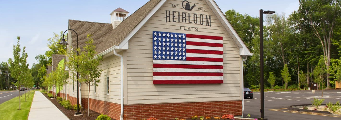 Heirloom Flats : Exterior