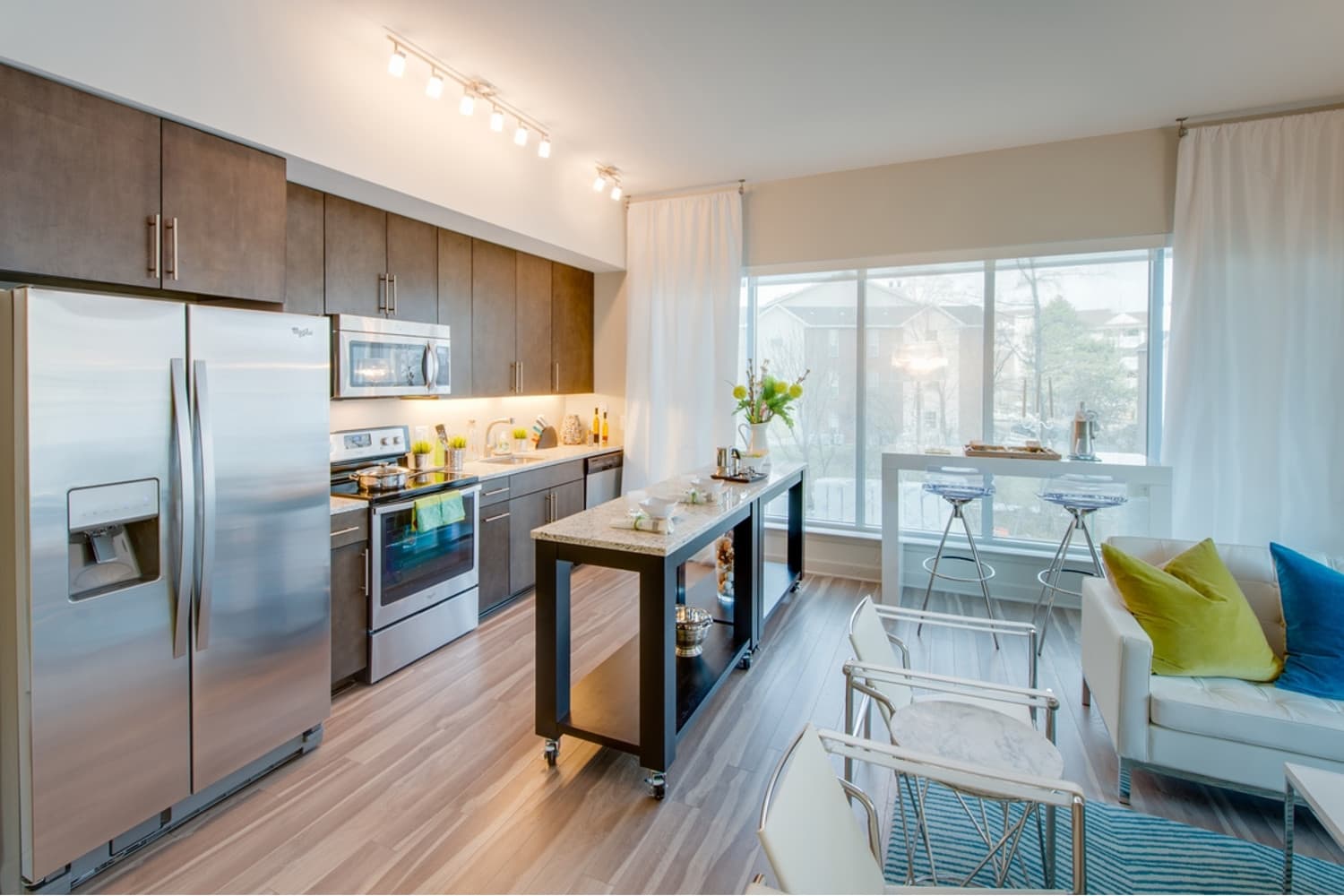 Ovation at Park Crest : Kitchen