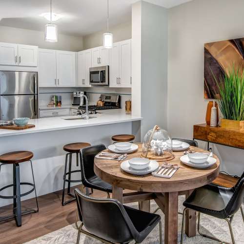 Element One : Dining