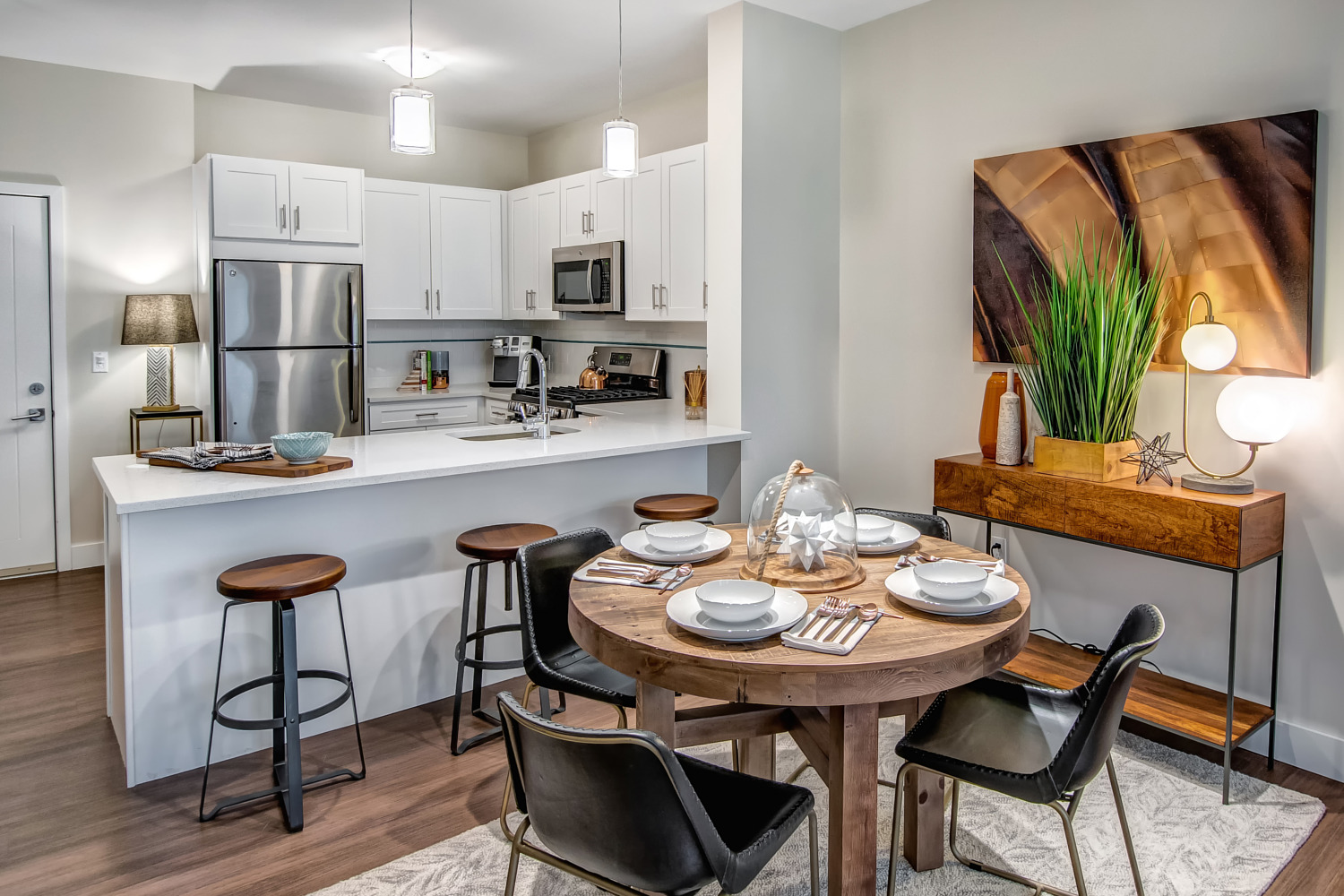 Element One : Dining