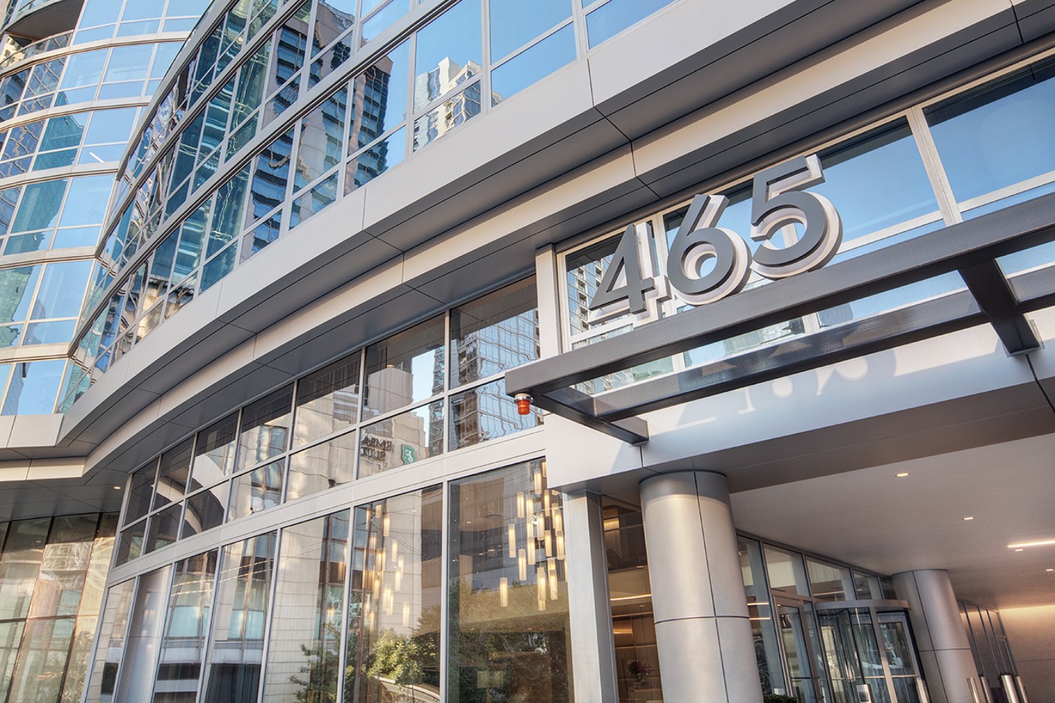 465 North Park : Main Entrance
