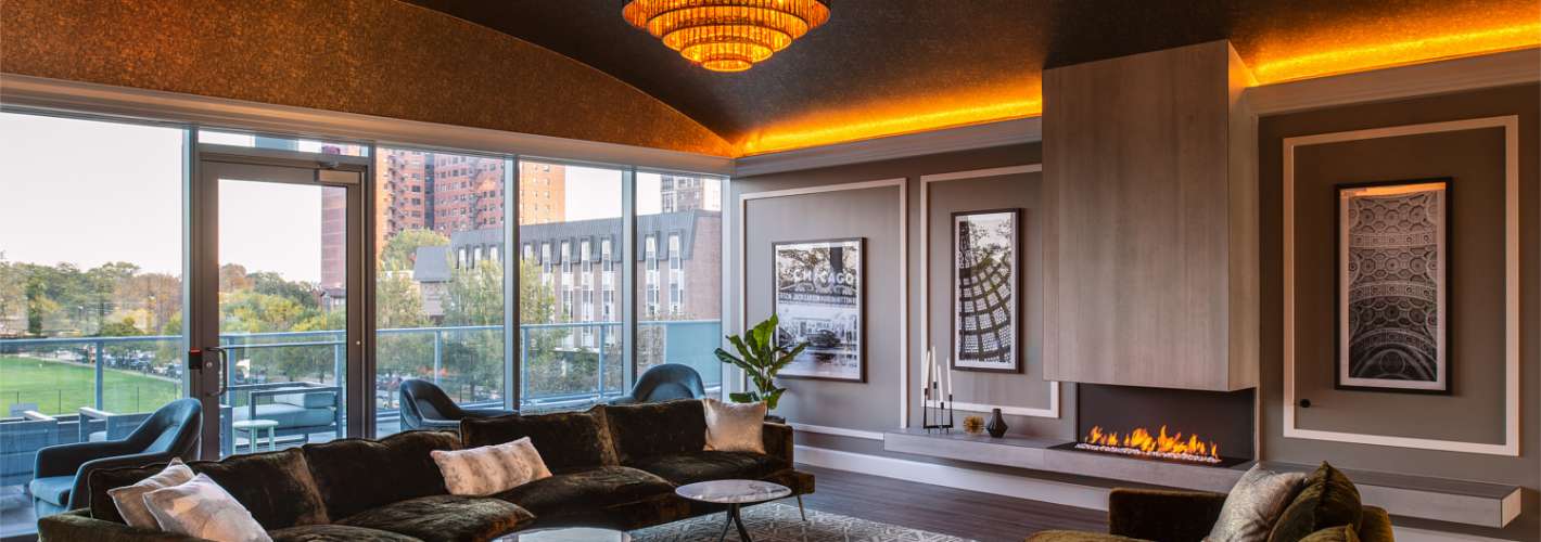 Eight Eleven Uptown : Lounge
