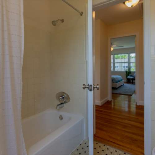 Chase Manor Gallery Luxury Apartments in DC Metro Bozzuto