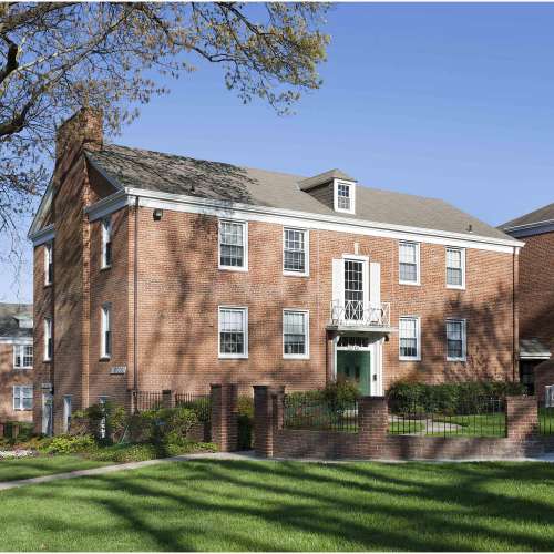 See Chase Manor Apartment Photos & Videos Amenities, Views, Exteriors