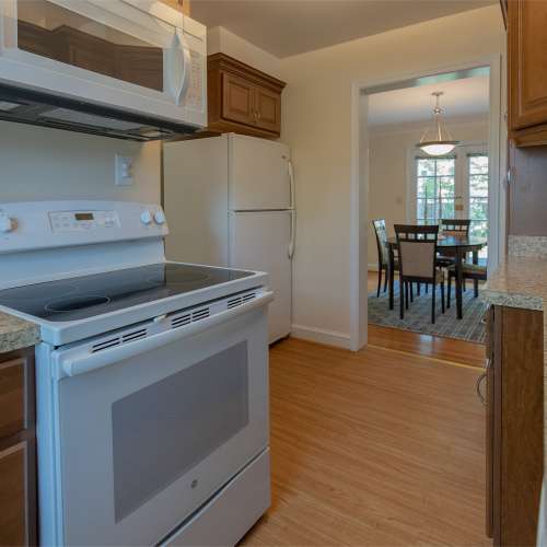 Chase Manor Gallery Luxury Apartments in DC Metro Bozzuto