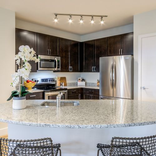 1 Bed Kitchen Island