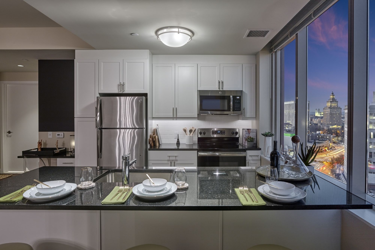 One Theater Square : Kitchen