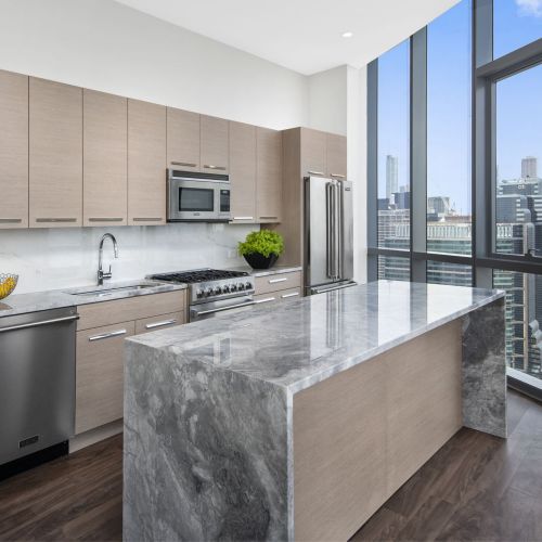 Model Penthouse Kitchen