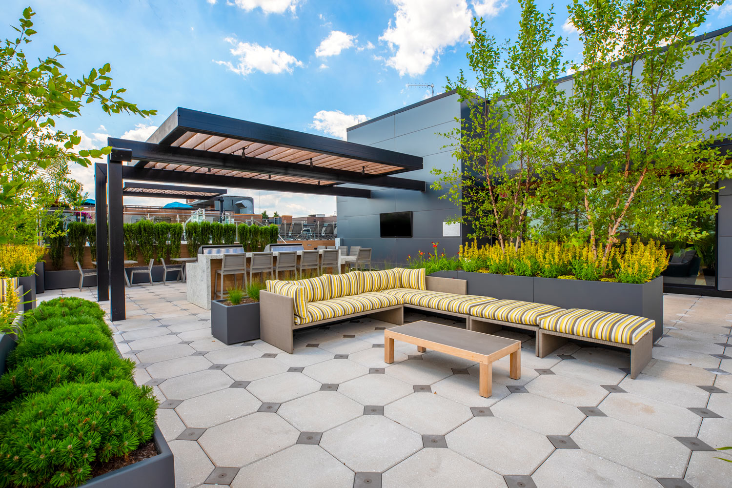 RESA : Rooftop Seating