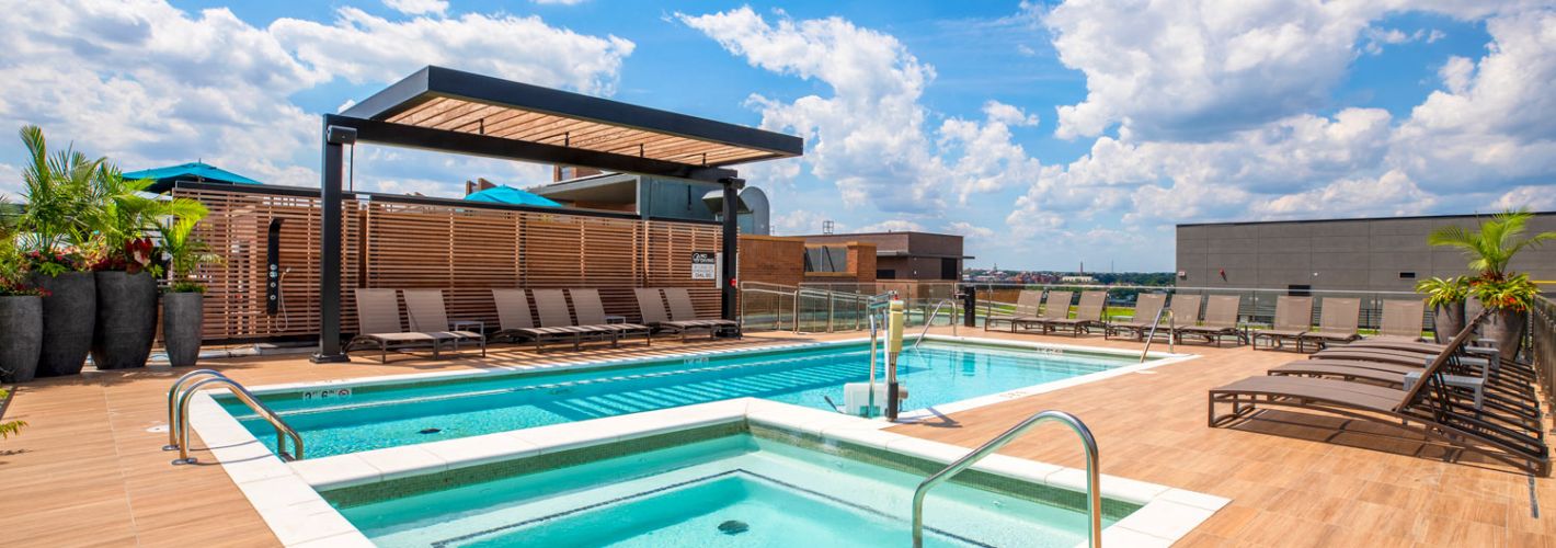 RESA : Rooftop Pool