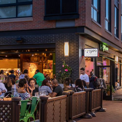 Enjoy your evening in the mojito garden