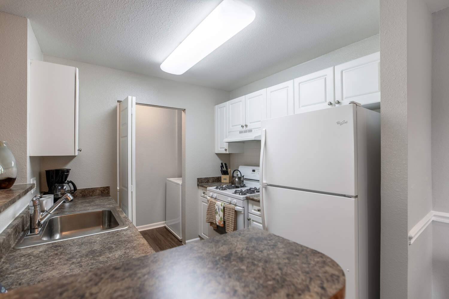 The Point at Still River : Kitchen