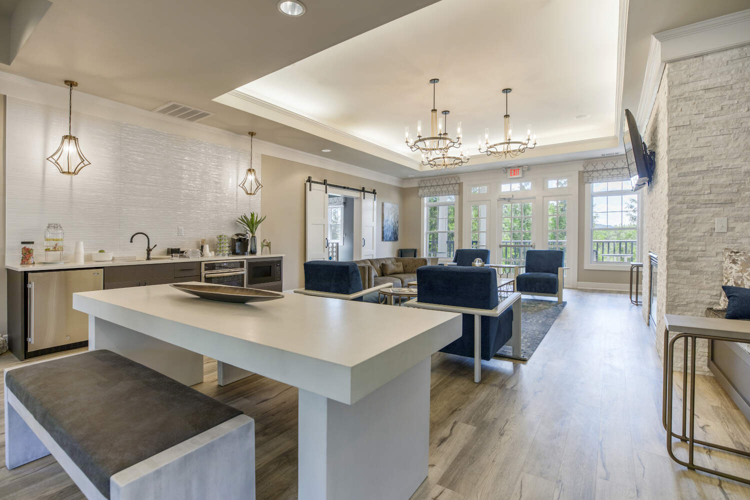 The Point at Still River : Living Room