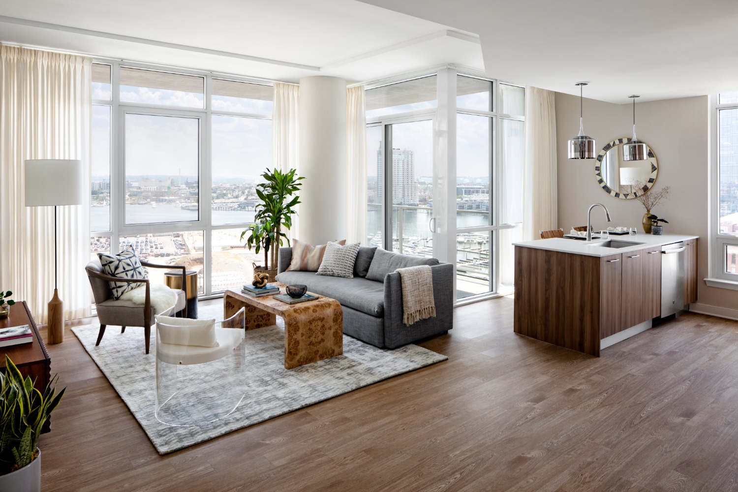 Liberty Harbor East : Living Room Kitchen