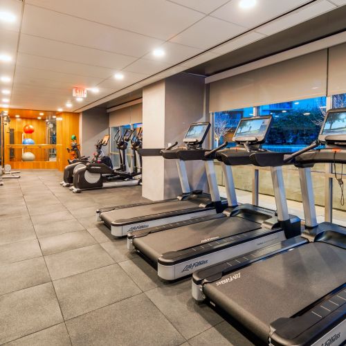 Get a workout in anytime it fits in your schedule at The Banks’ top-tier resident gym.