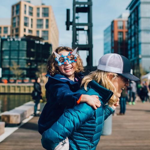 Year-round events at The Wharf, from live music to fireworks to family-friendly fun, bring the neighbors out to play.