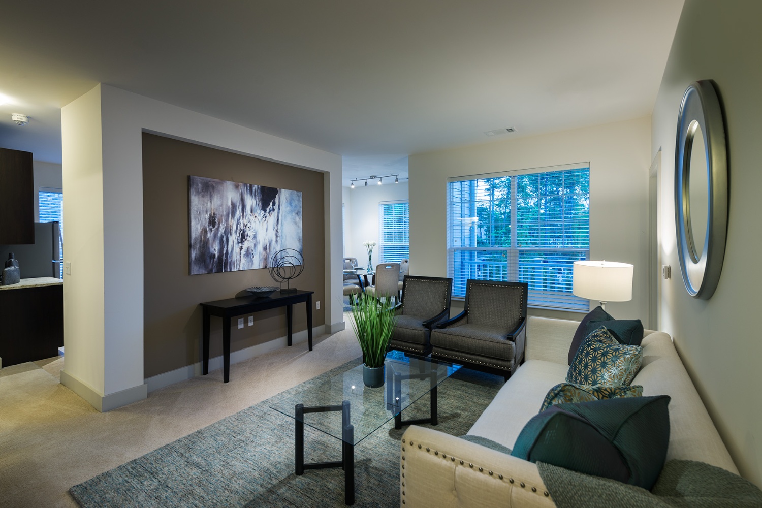 The Sylvan : Living Room