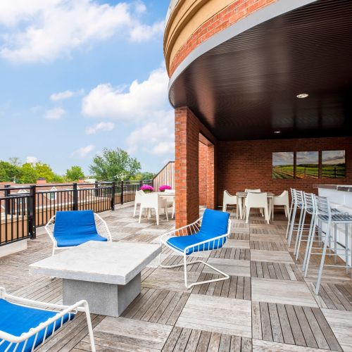 4th Floor Resident Terrace 