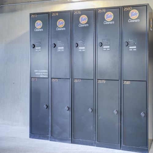 27Lockers