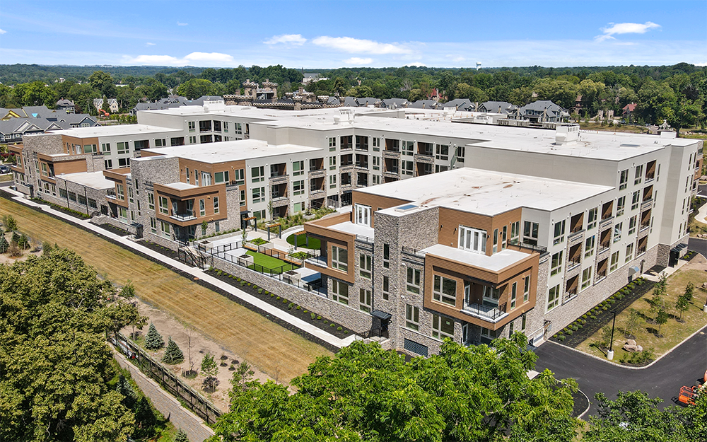 Mattison Estate luxury apartment exterior view in Upper Dublin, PA.