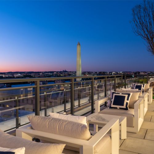 Views of the Washington Monument at 1331.