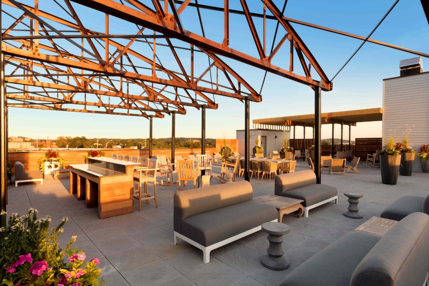 Corsair : Exterior Amenity 1