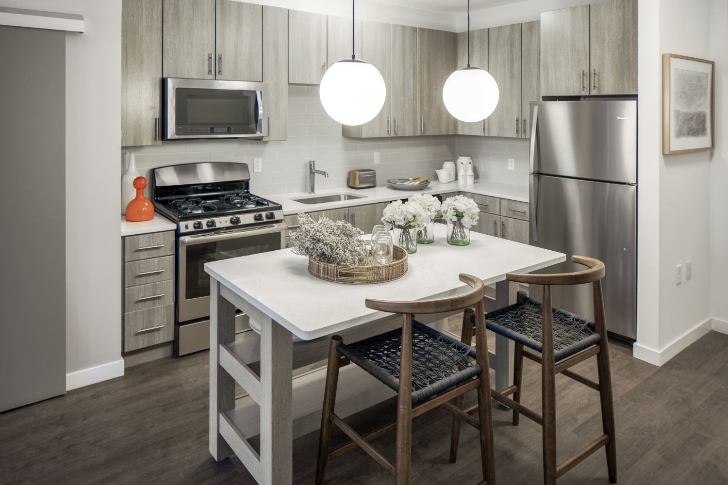 Third & Valley : Kitchen1