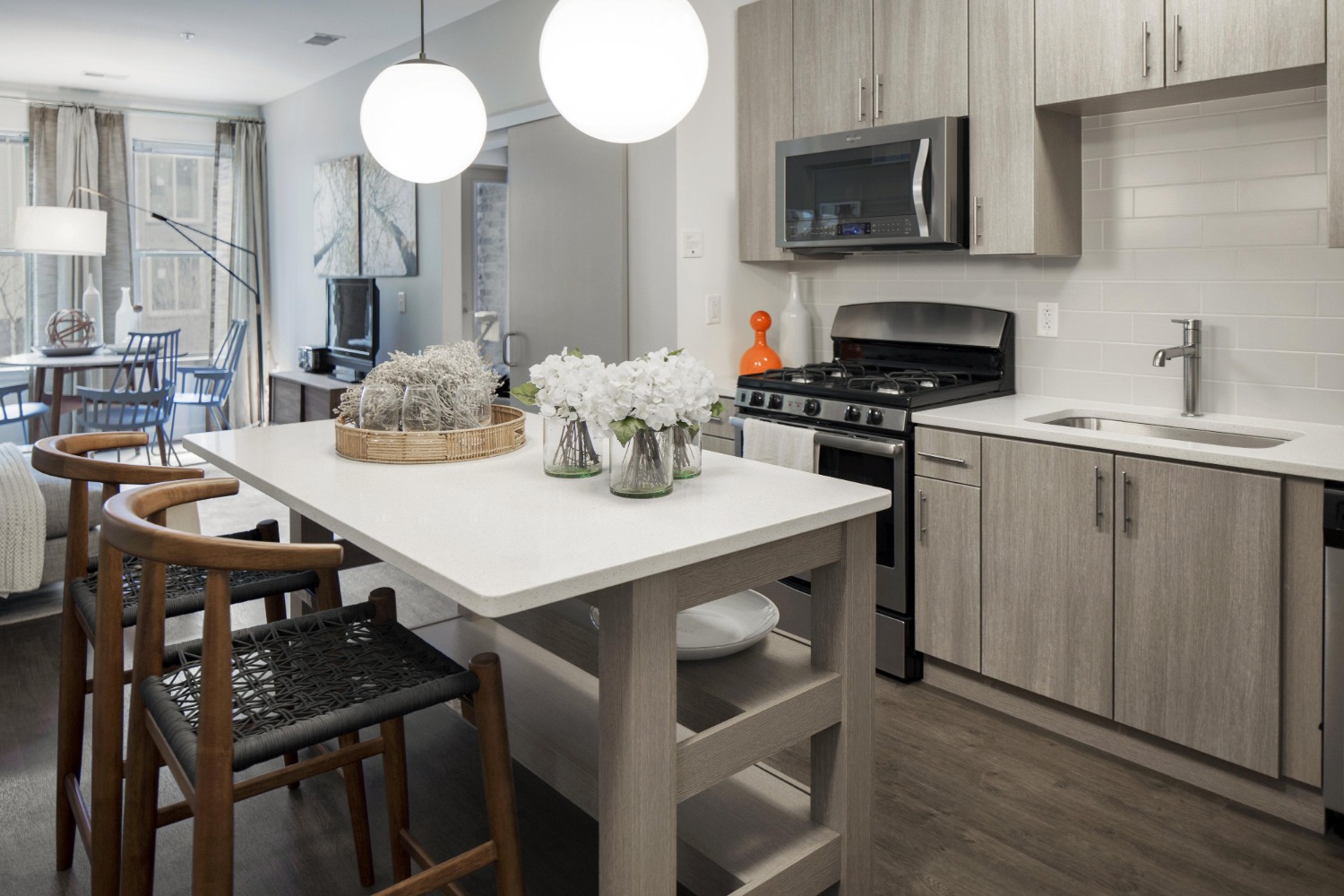 Third & Valley : Kitchen2