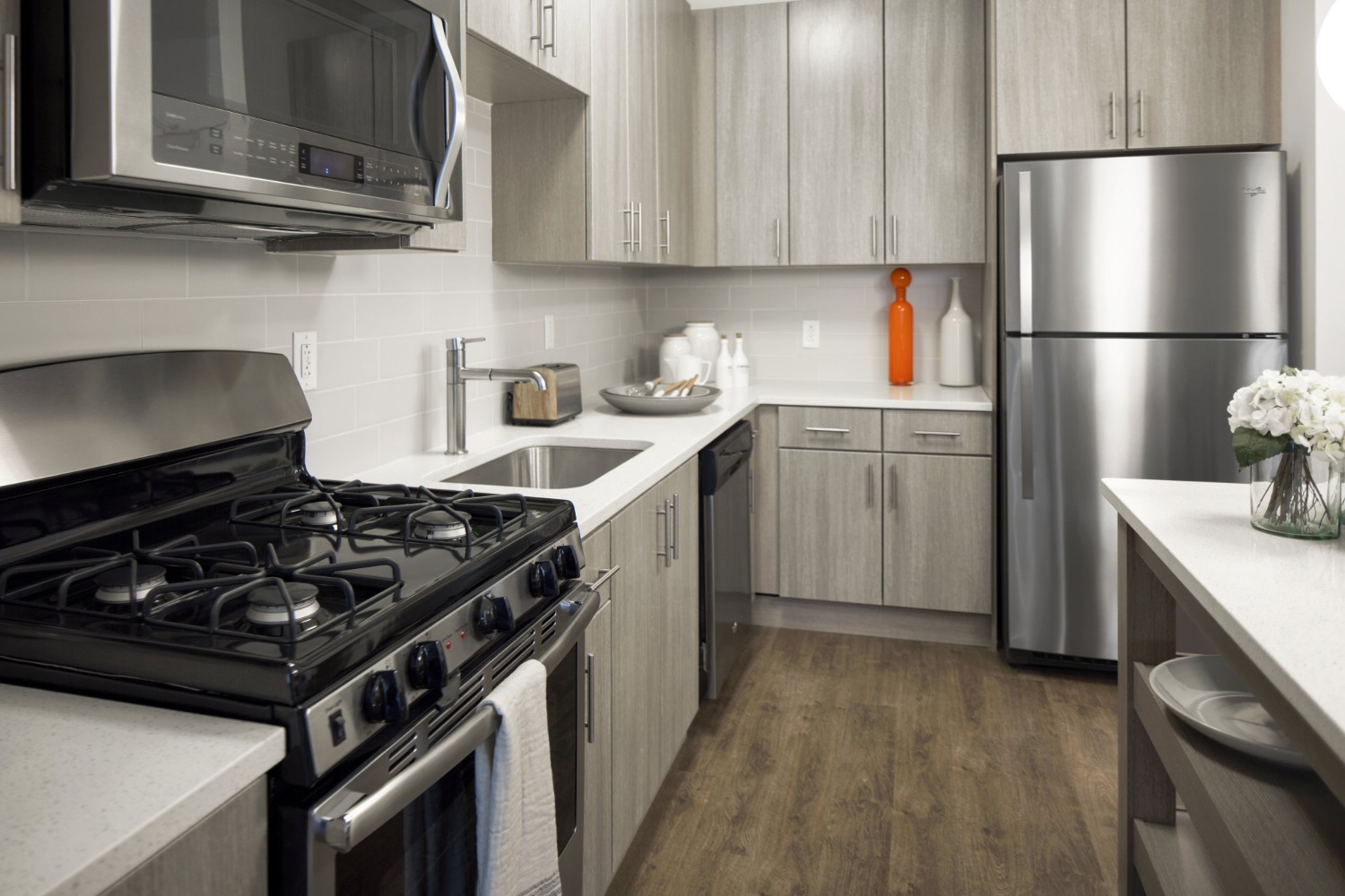 Third & Valley : Kitchen4