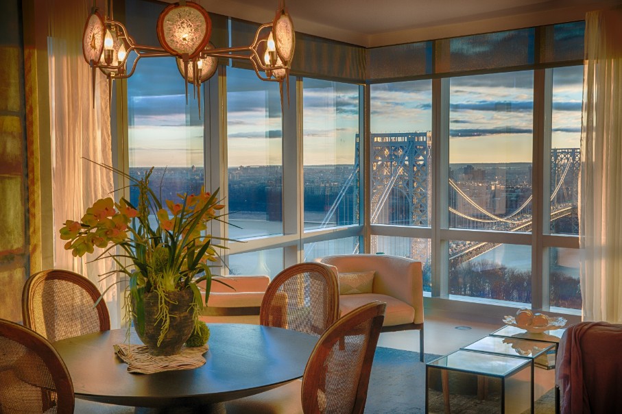 The Modern : Dining Room