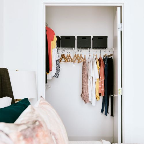Large wire closet systems allow you to stay organized.