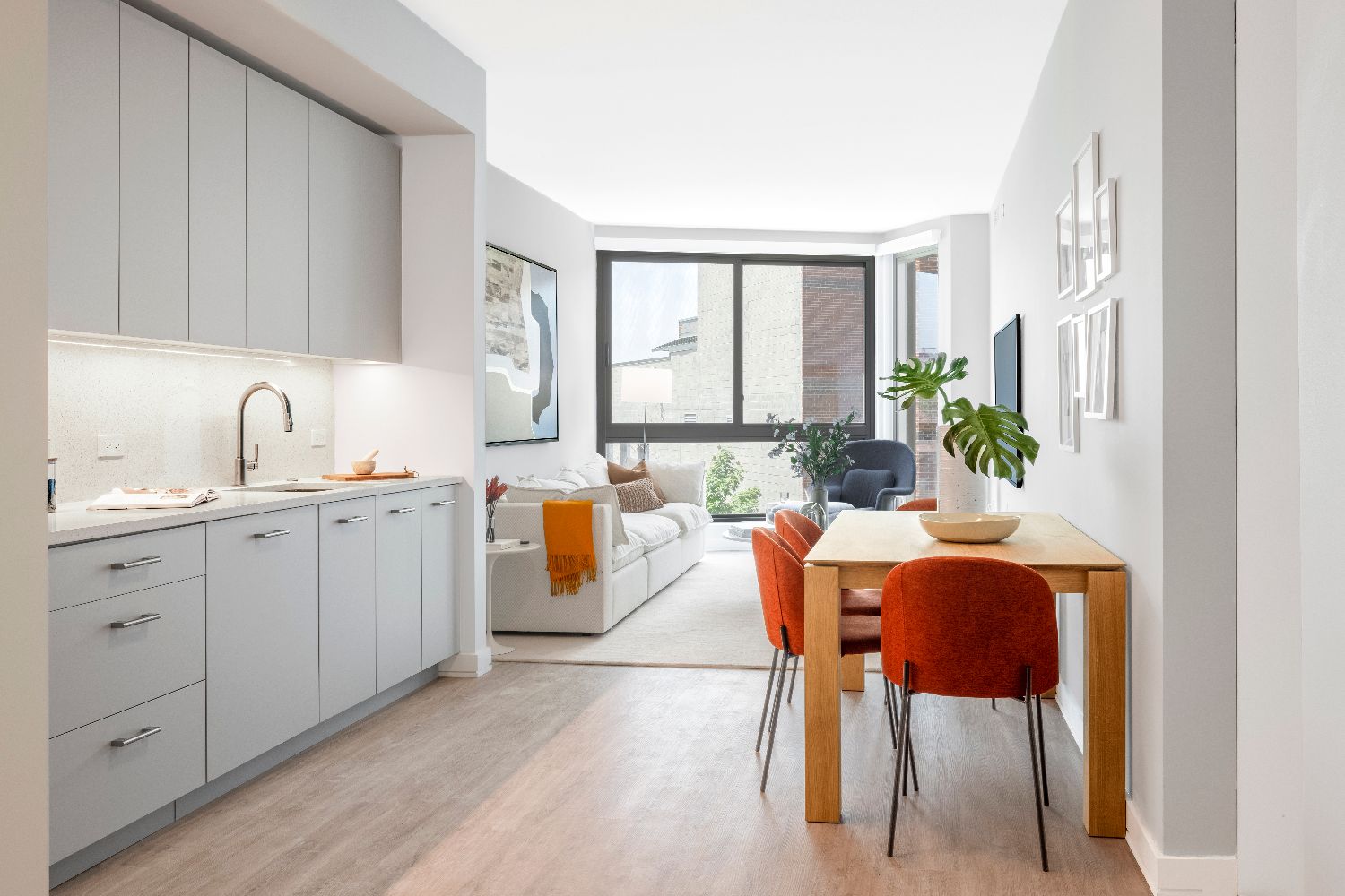 The Silva : Bright, airy Adams Morgan apartment homes