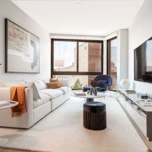 Lease an Adams Morgan luxury apartment home