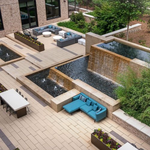 Plenty of outdoor seating