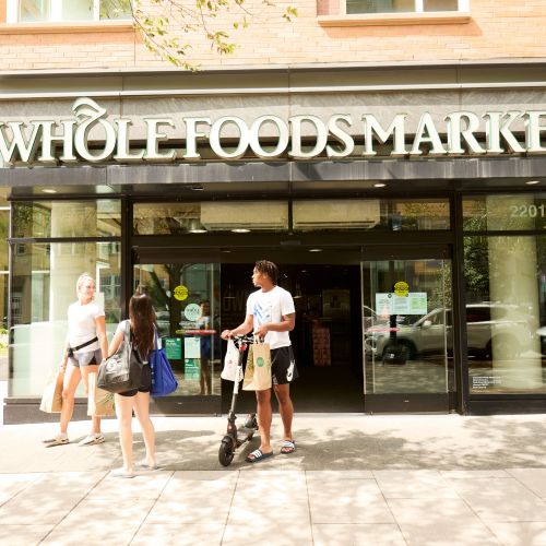 Close proximity to the grocer, Whole Foods.